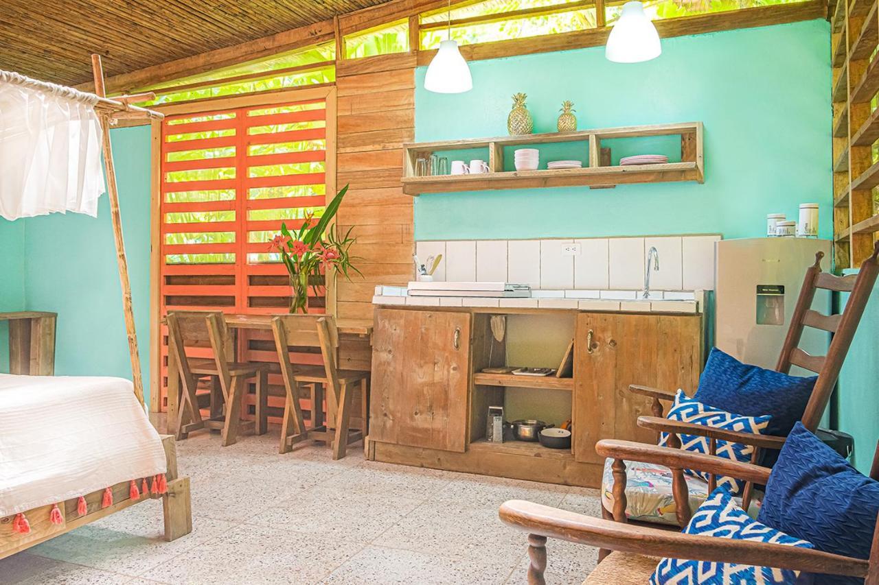 Bee Happy Studio Cahuita Exterior foto
